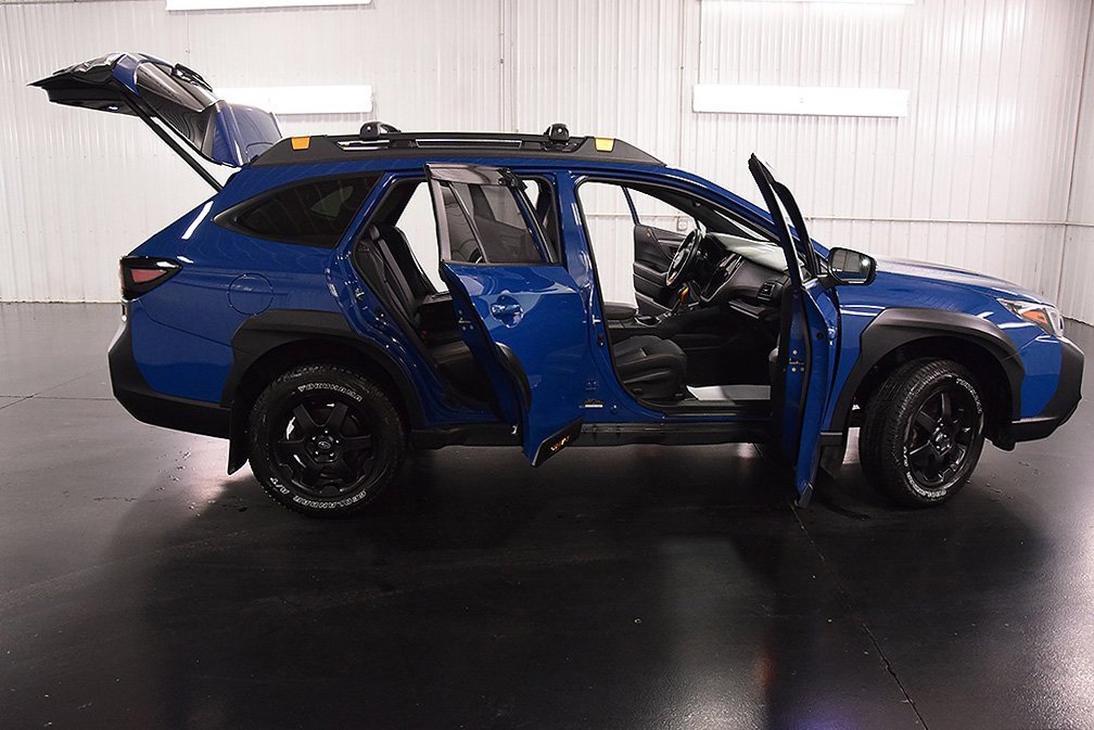 Used 2024 Subaru Outback Wilderness image 32
