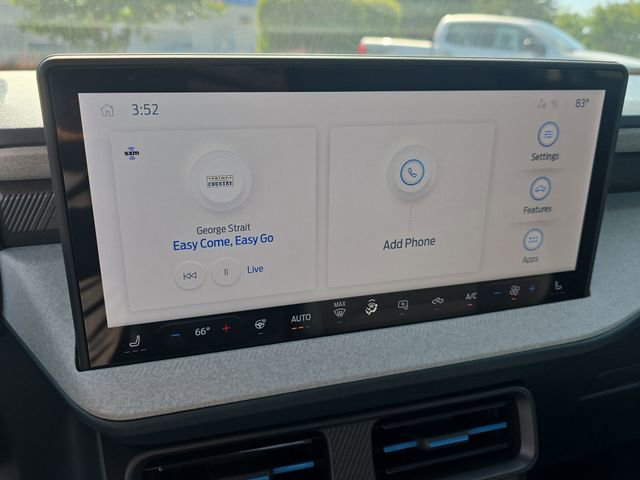New 2025 Ford Maverick XLT w/ XLT Luxury Package FWD image 21