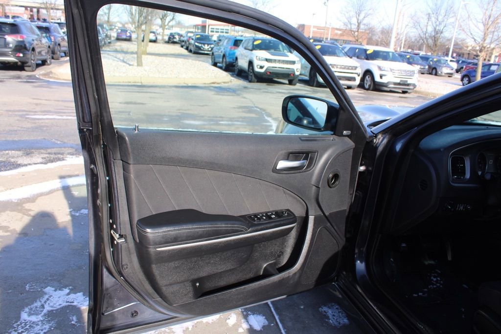 Used 2019 Dodge Charger GT image 18