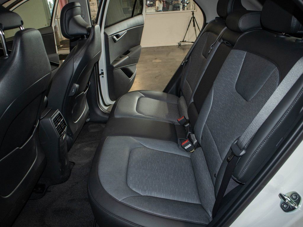 New 2023 Kia Niro Wave image 15