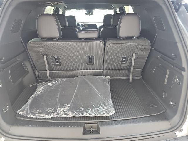 New 2026 Chevrolet Traverse LT w/ Driver Confidence Package FWD image 11