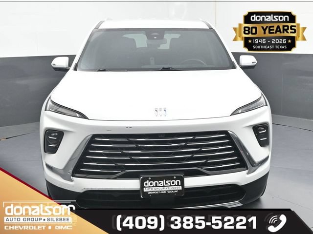 Used 2025 Buick Enclave Preferred FWD image 3