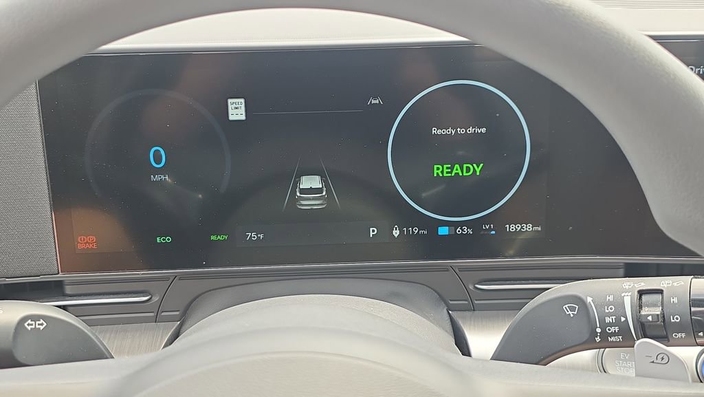 Certified 2024 Hyundai Kona SE FWD image 17