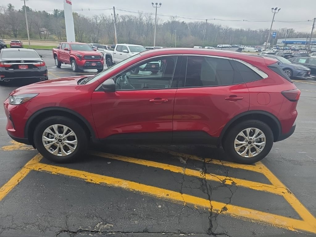 Used 2023 Ford Escape Active image 8