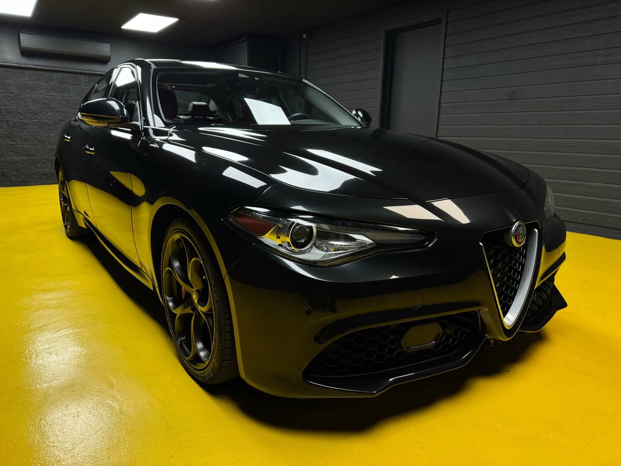 Used 2019 Alfa Romeo Giulia Ti Sport w/ Quick Order Package 22S Sport image 3