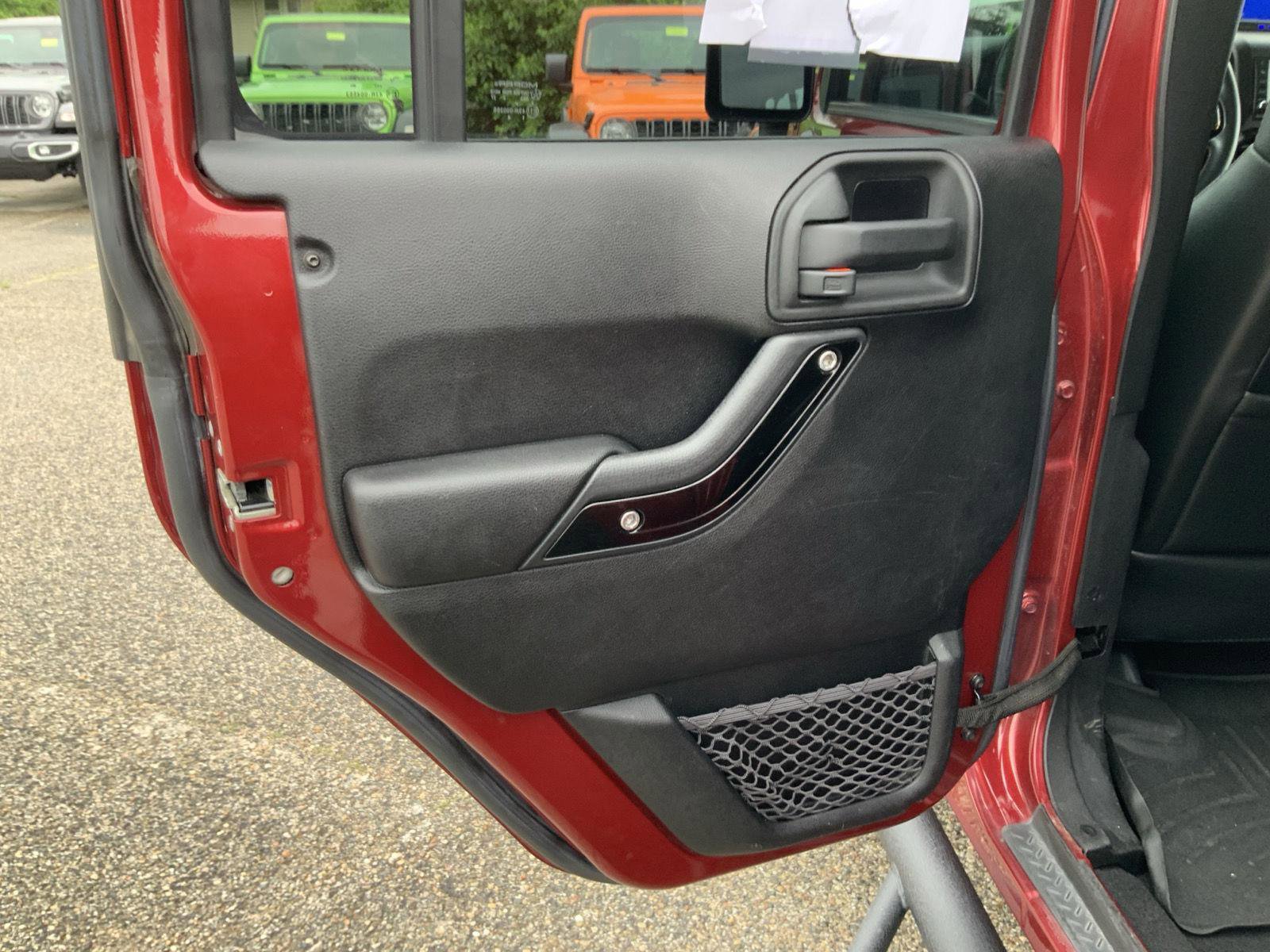 Used 2012 Jeep Wrangler Unlimited Sahara AWD/4WD image 45