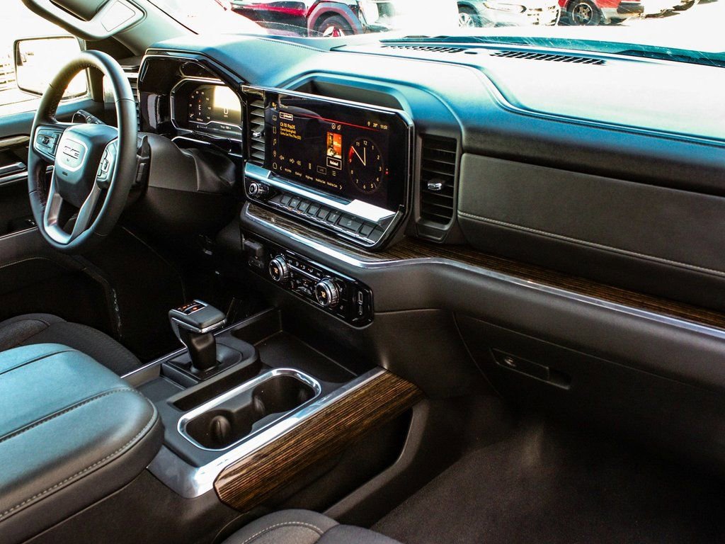 Used 2024 GMC Sierra 1500 Elevation w/ X31 Off-Road Package image 39