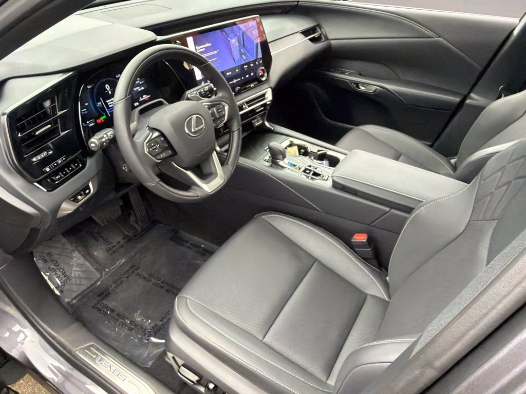 Used 2026 Lexus RX 450h AWD w/ Convenience Package image 11