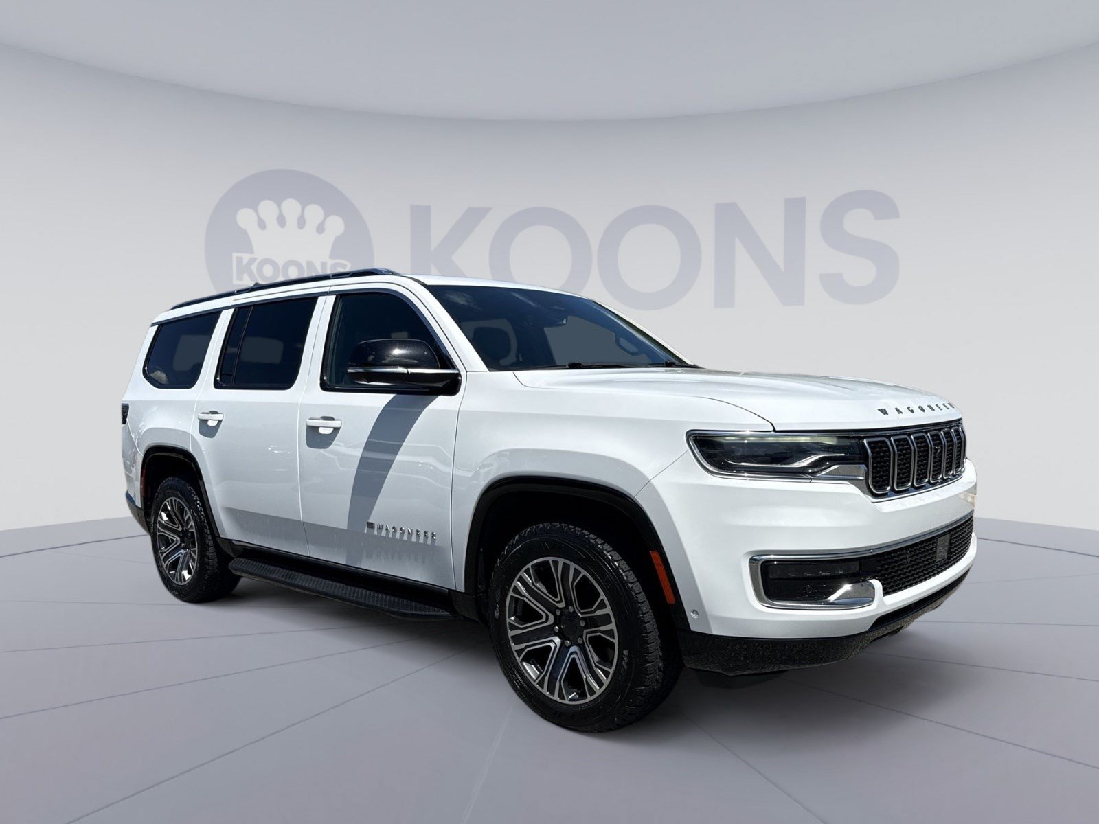 Used 2023 Jeep Wagoneer 4WD w/ Premium Group I image 10