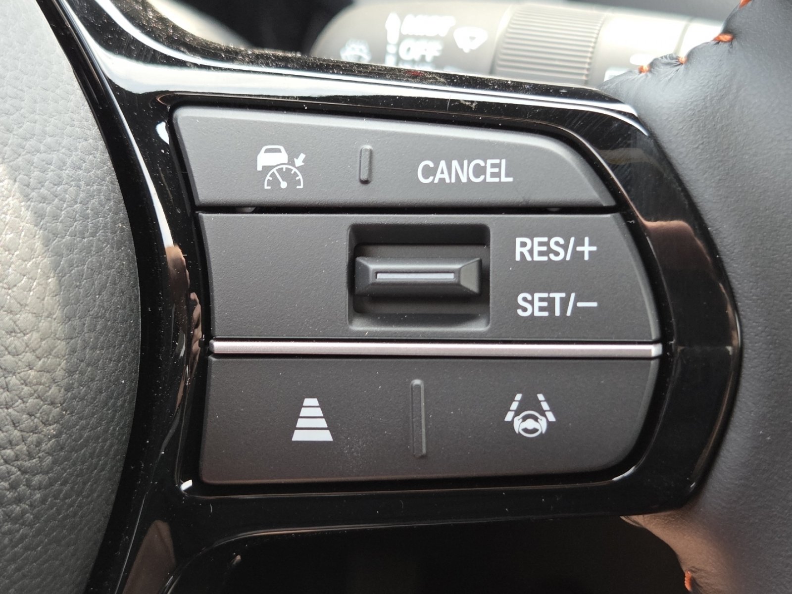 New 2027 Honda HR-V Sport image 8