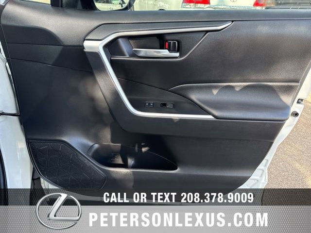 Used 2022 Toyota RAV4 XLE Premium AWD/4WD image 12