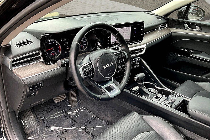 Used 2023 Kia K5 EX w/ EX Premium Package FWD image 13