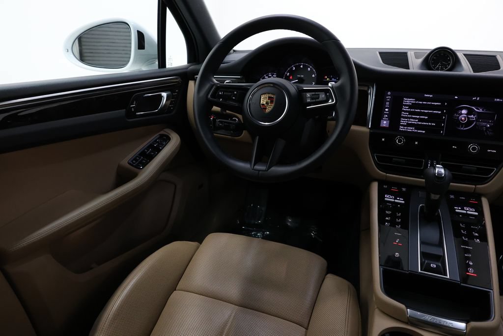 Used 2025 Porsche Macan S AWD/4WD image 71