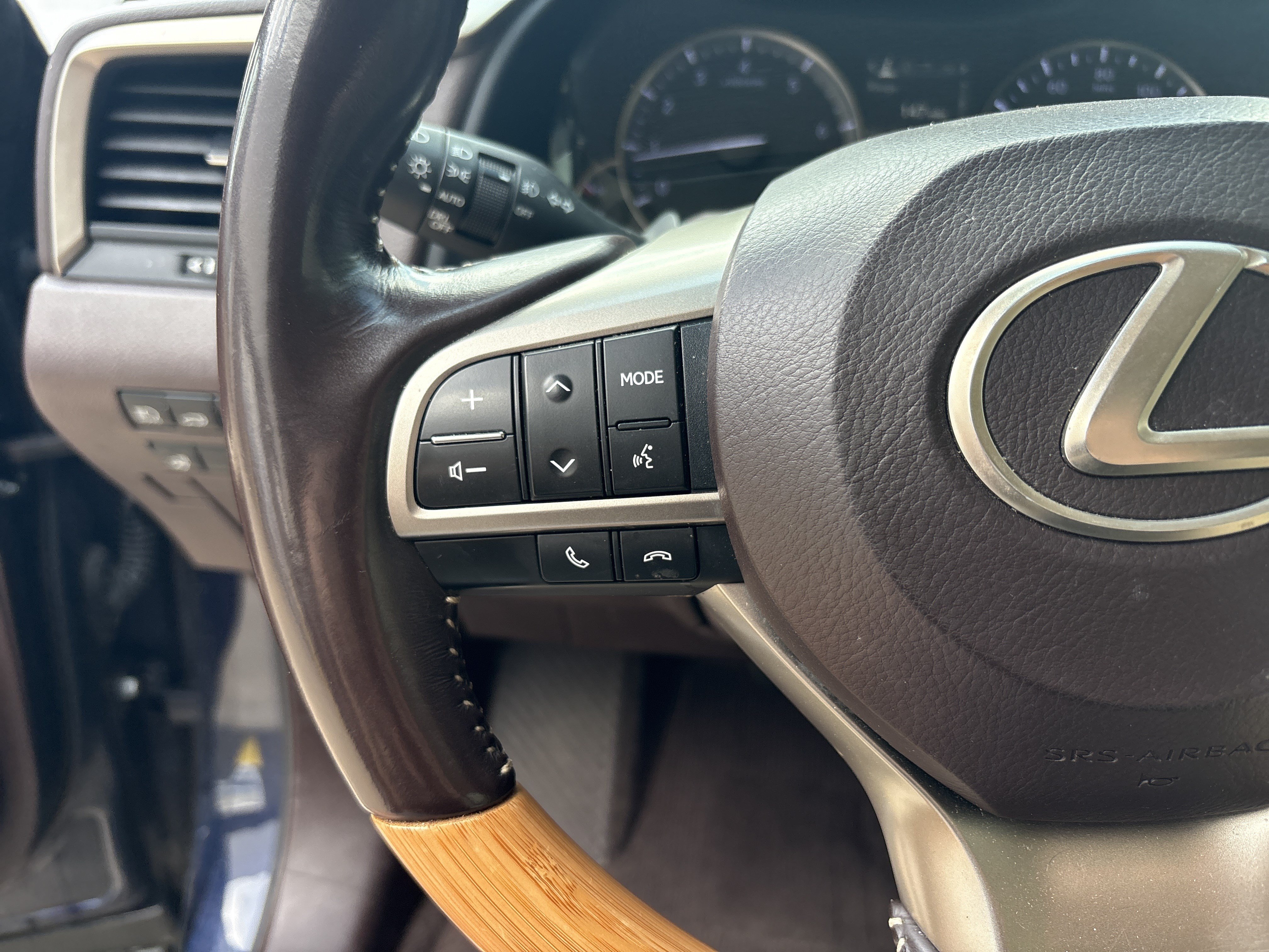 Used 2018 Lexus RX 350L AWD image 19