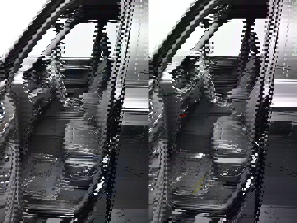 New 2026 Jeep Grand Cherokee Limited image 14