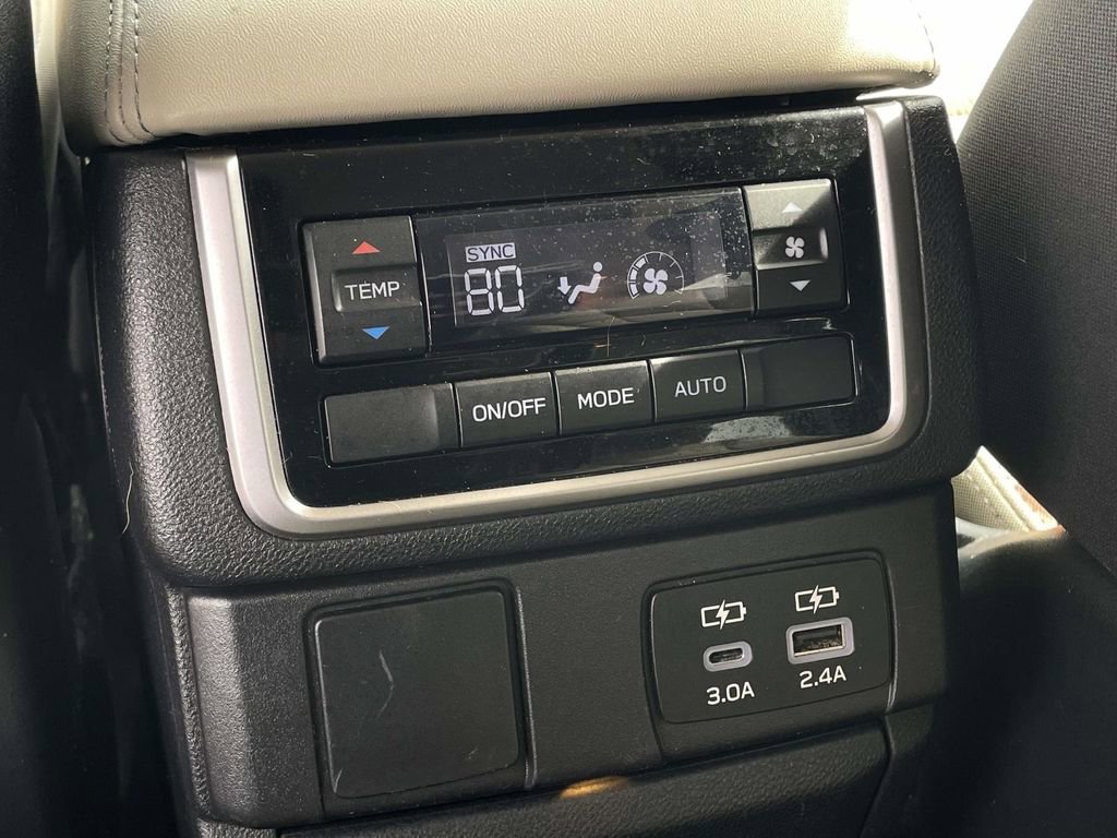 Certified 2023 Subaru Ascent Premium w/ Convenience Package image 5