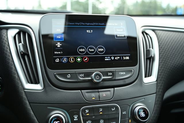 Used 2023 Chevrolet Malibu LT image 36