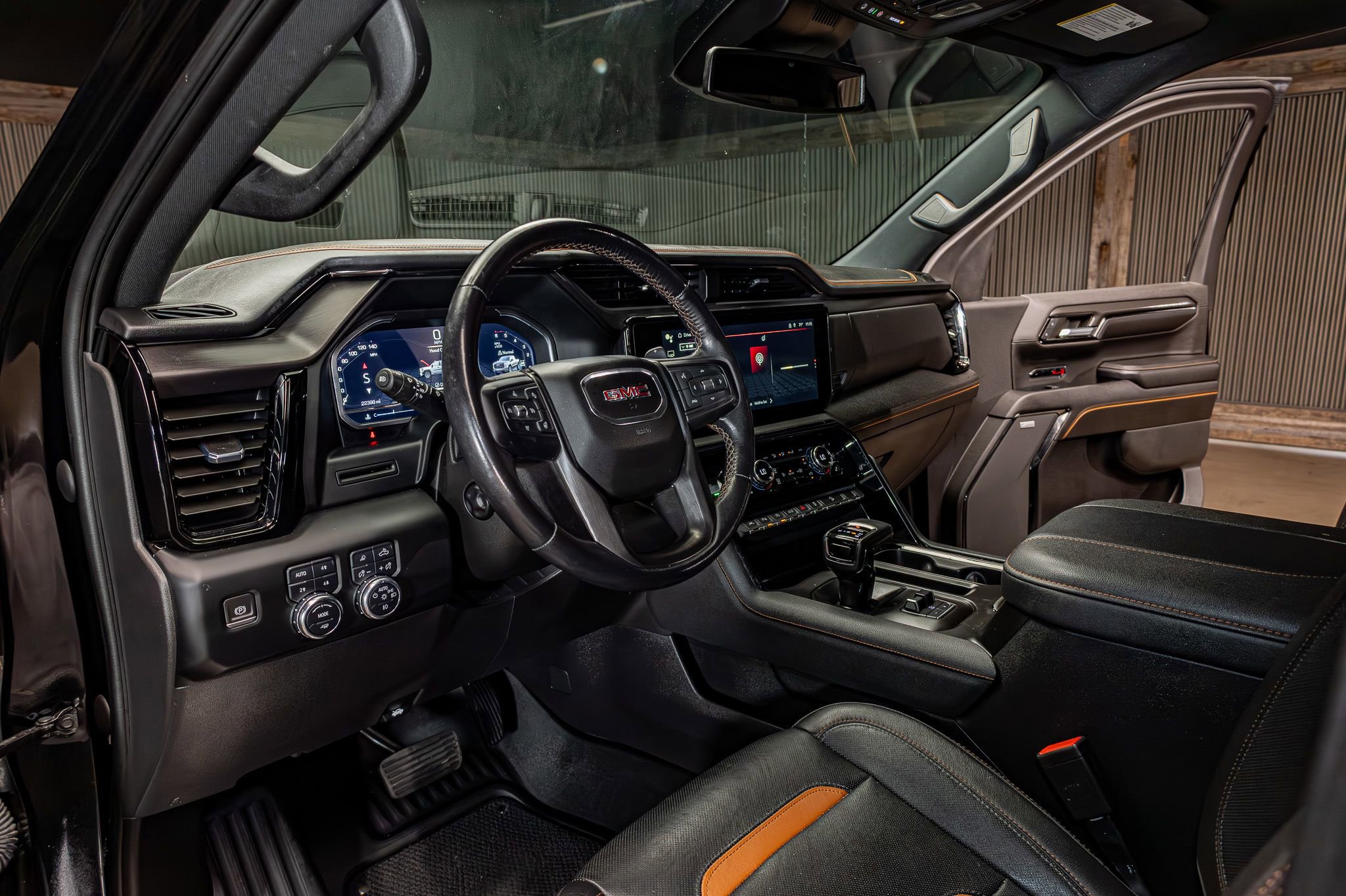 Used 2023 GMC Sierra 1500 AT4 w/ AT4 Premium Package AWD/4WD image 13