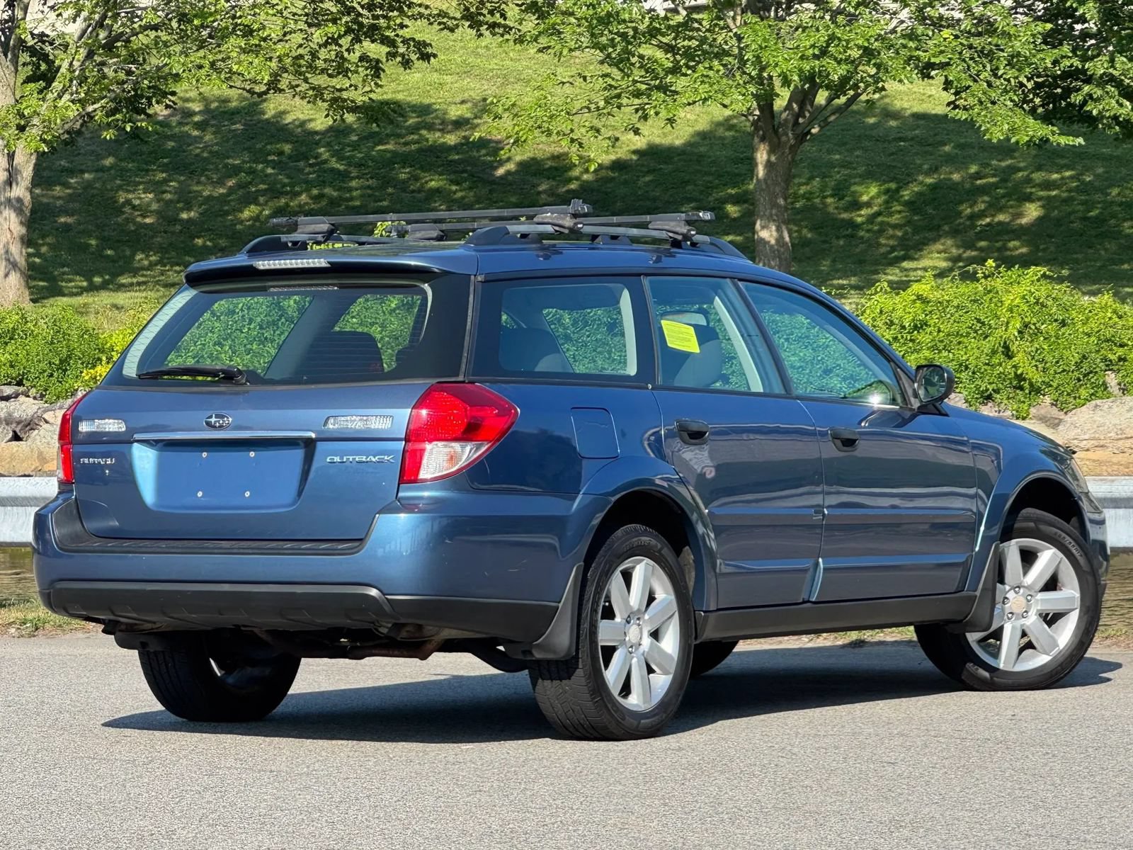 Used 2008 Subaru Outback 2.5i L.L. Bean AWD/4WD image 7