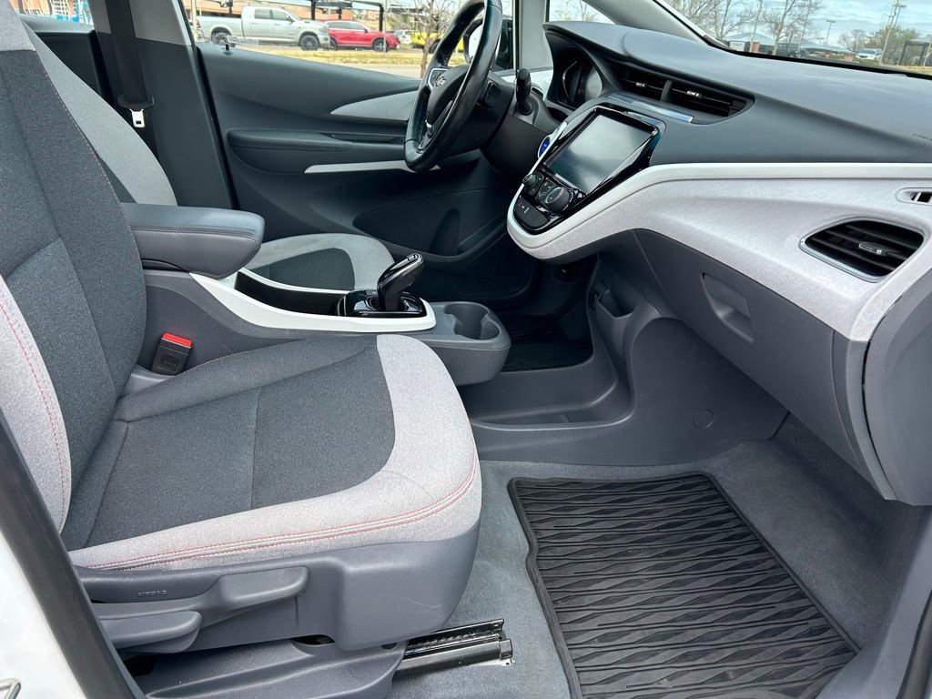 Used 2019 Chevrolet Bolt LT image 32