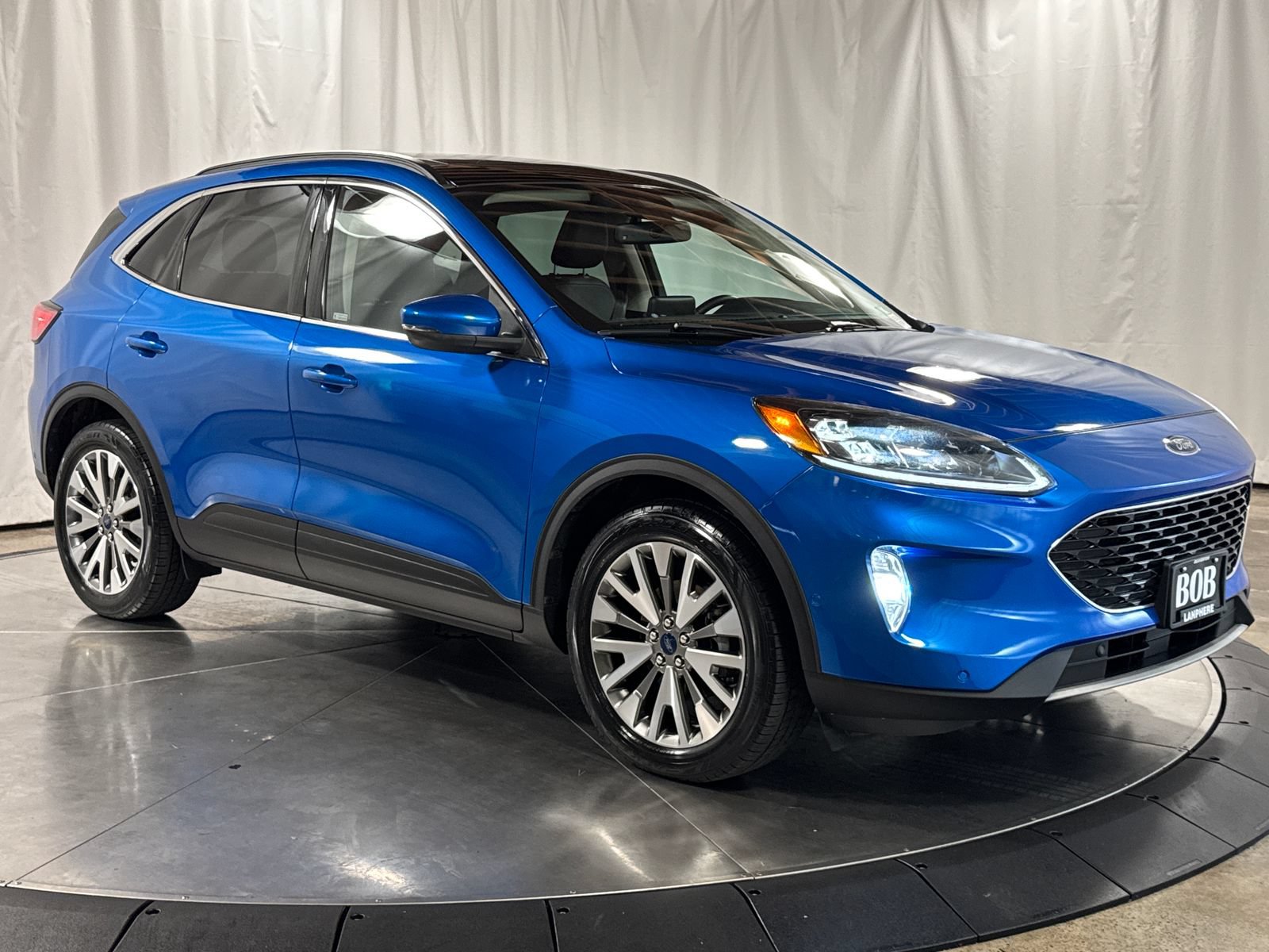 Used 2020 Ford Escape Titanium AWD/4WD image 7