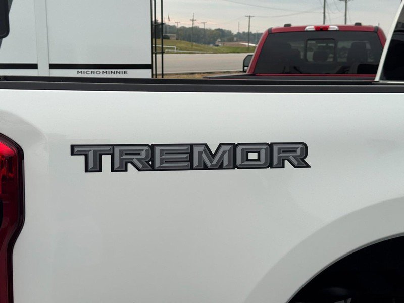 New 2026 Ford F250 Lariat image 4