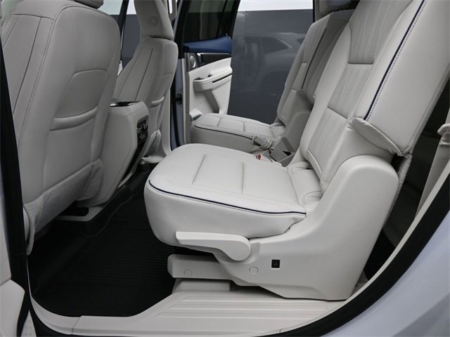 New 2026 Buick Enclave Avenir w/ Super Cruise Package image 13