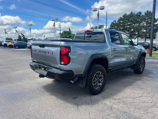 Used 2024 Chevrolet Colorado ZR2 w/ ZR2 Convenience Package III AWD/4WD image 5