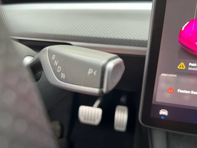 Used 2023 Tesla Model Y Performance AWD/4WD image 24