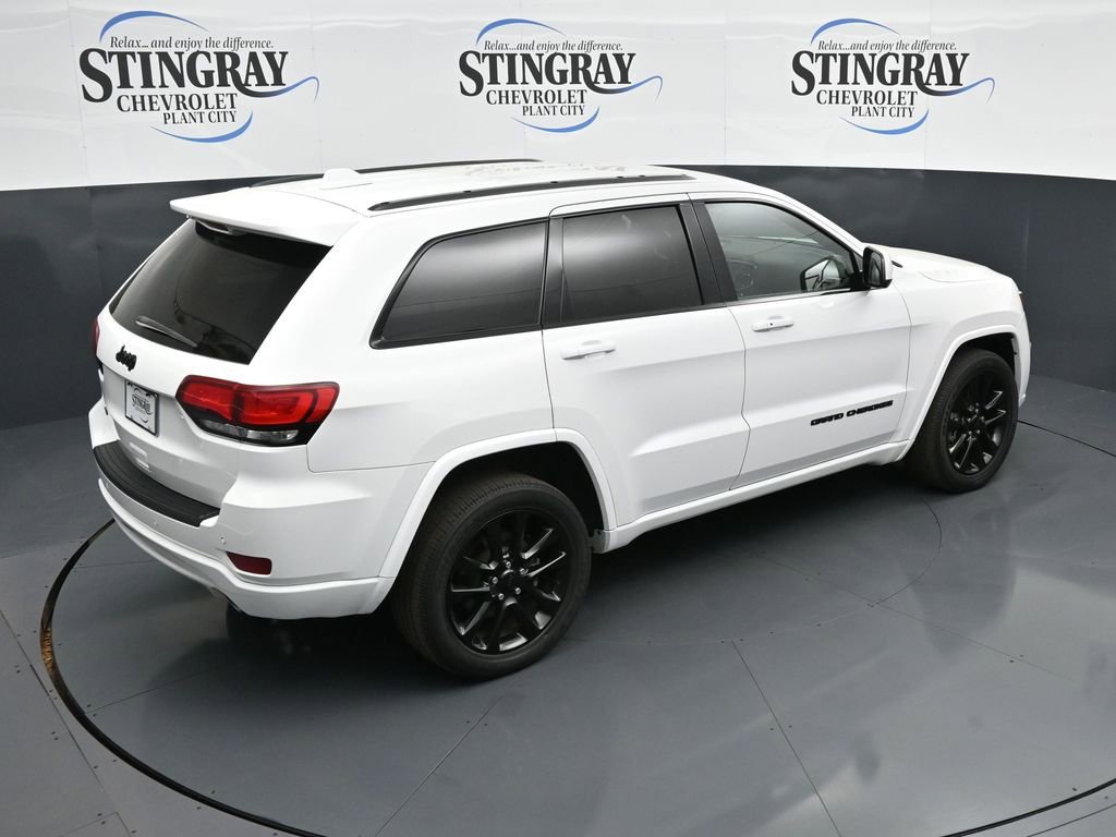 Used 2021 Jeep Grand Cherokee Laredo X image 15