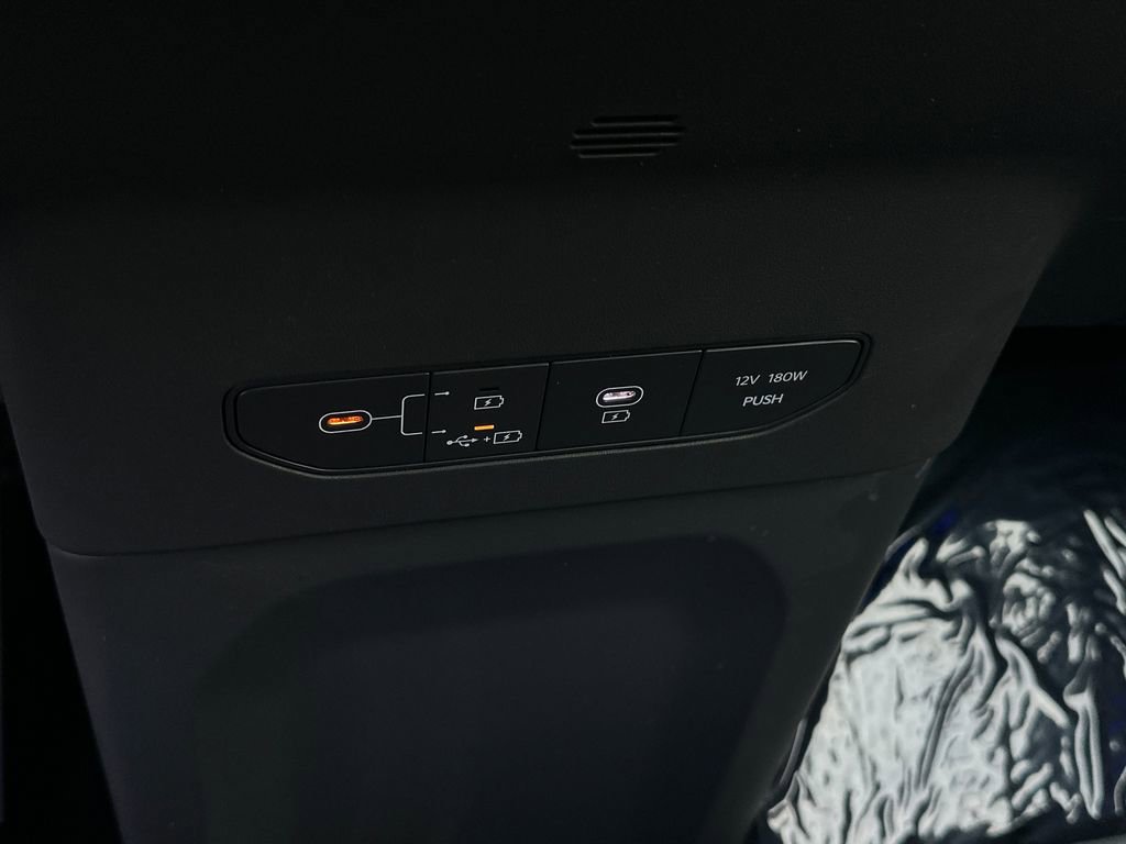 Certified 2024 Kia EV9 GT-Line AWD/4WD image 33
