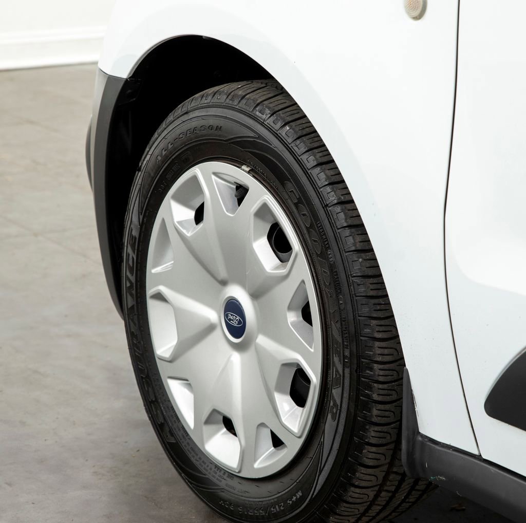 Used 2016 Ford Transit Connect XL image 6