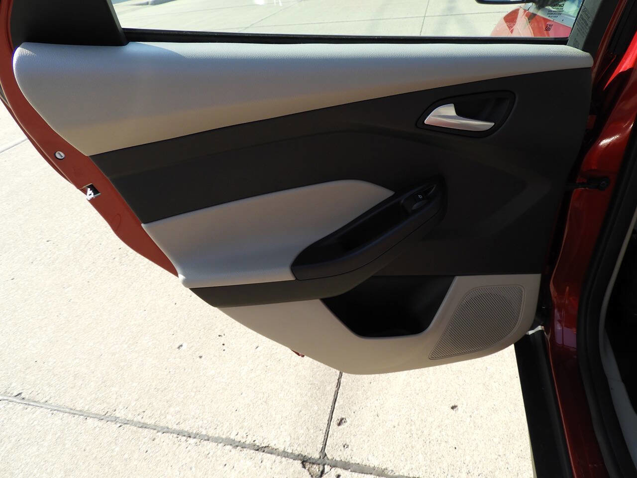 Used 2016 Ford Focus SE image 22