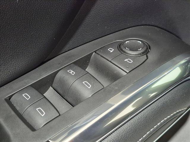 Used 2024 Chevrolet Traverse LT FWD image 8