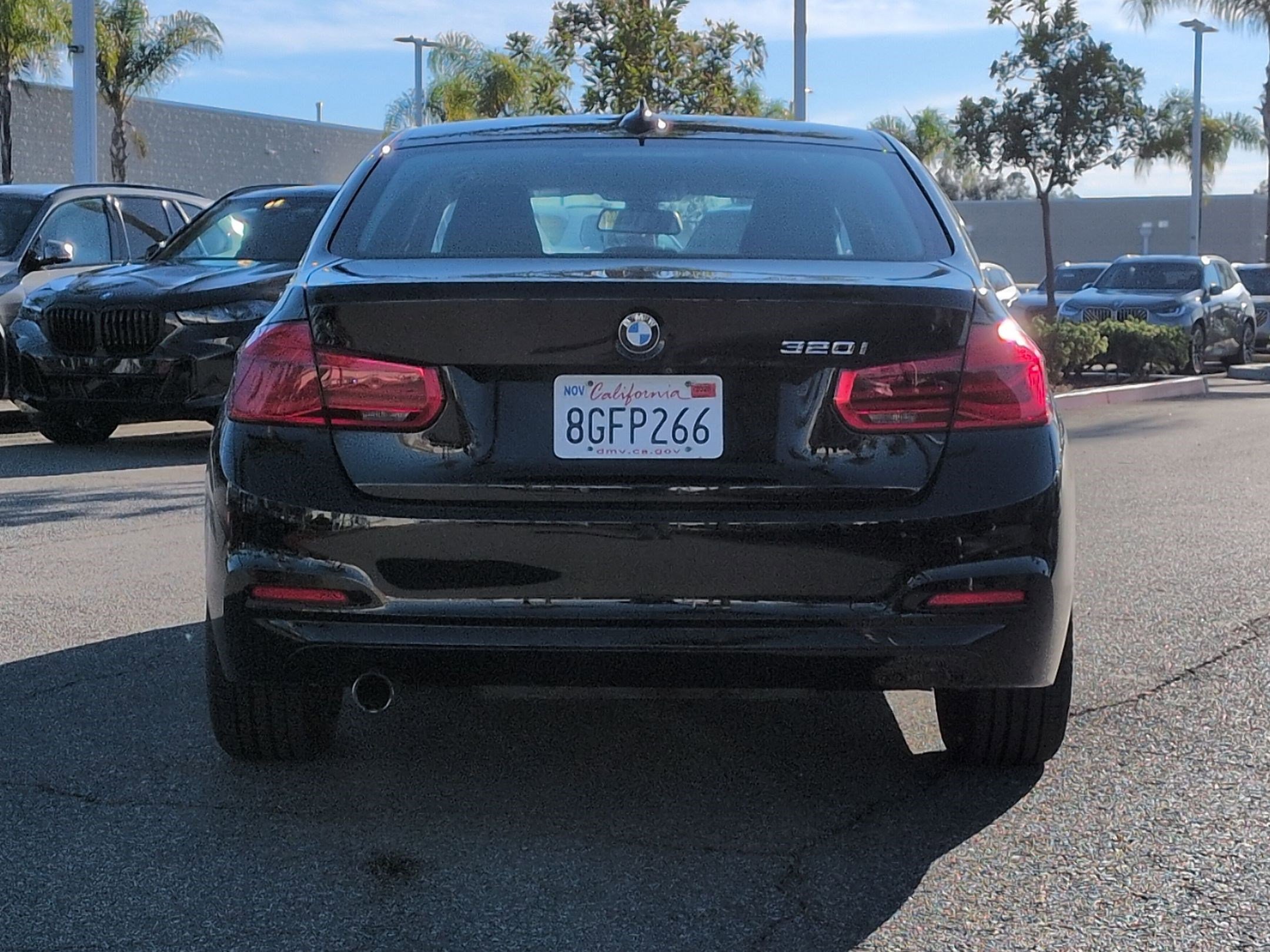 Used 2018 BMW 320i Sedan image 9