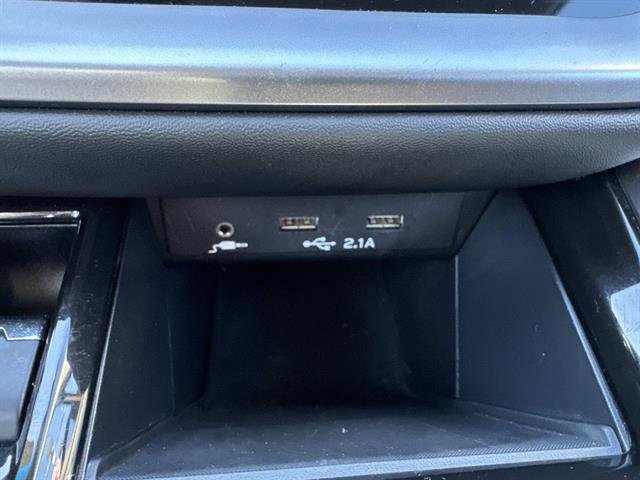 Used 2022 Subaru Outback Premium AWD/4WD image 37