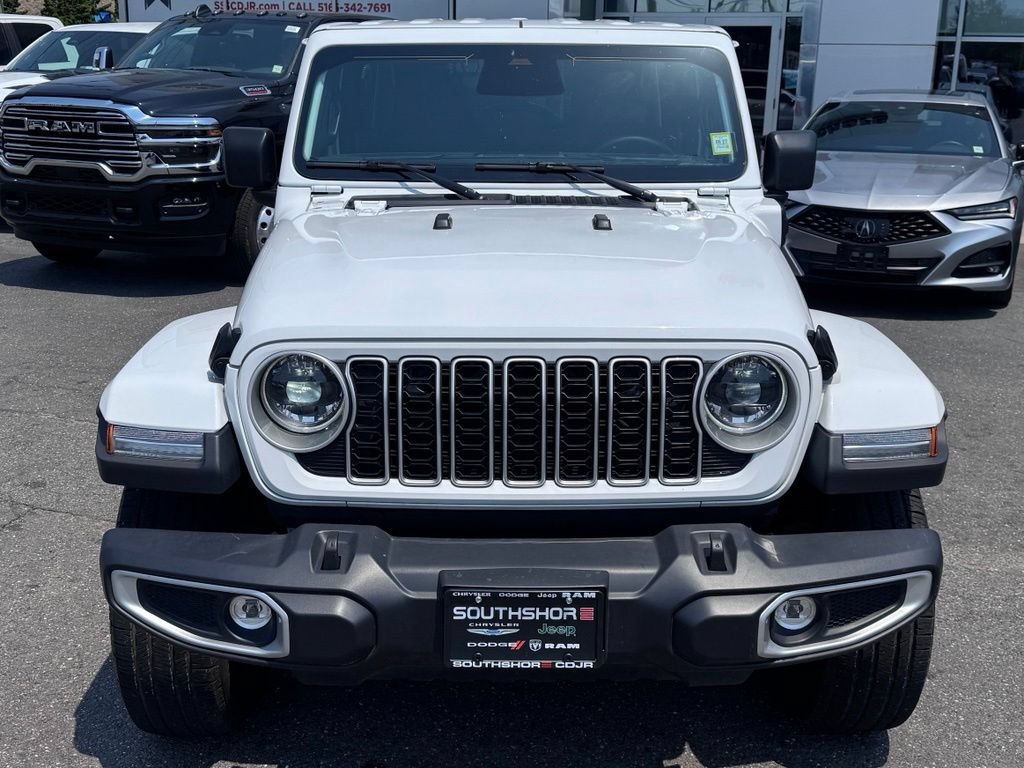 Certified 2025 Jeep Wrangler Unlimited Sahara w/ Safety Group AWD/4WD image 2