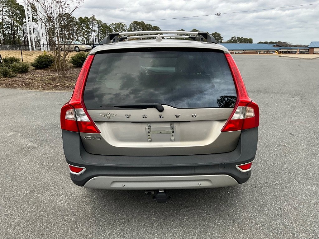 Used 2011 Volvo XC70 3.2 FWD image 5