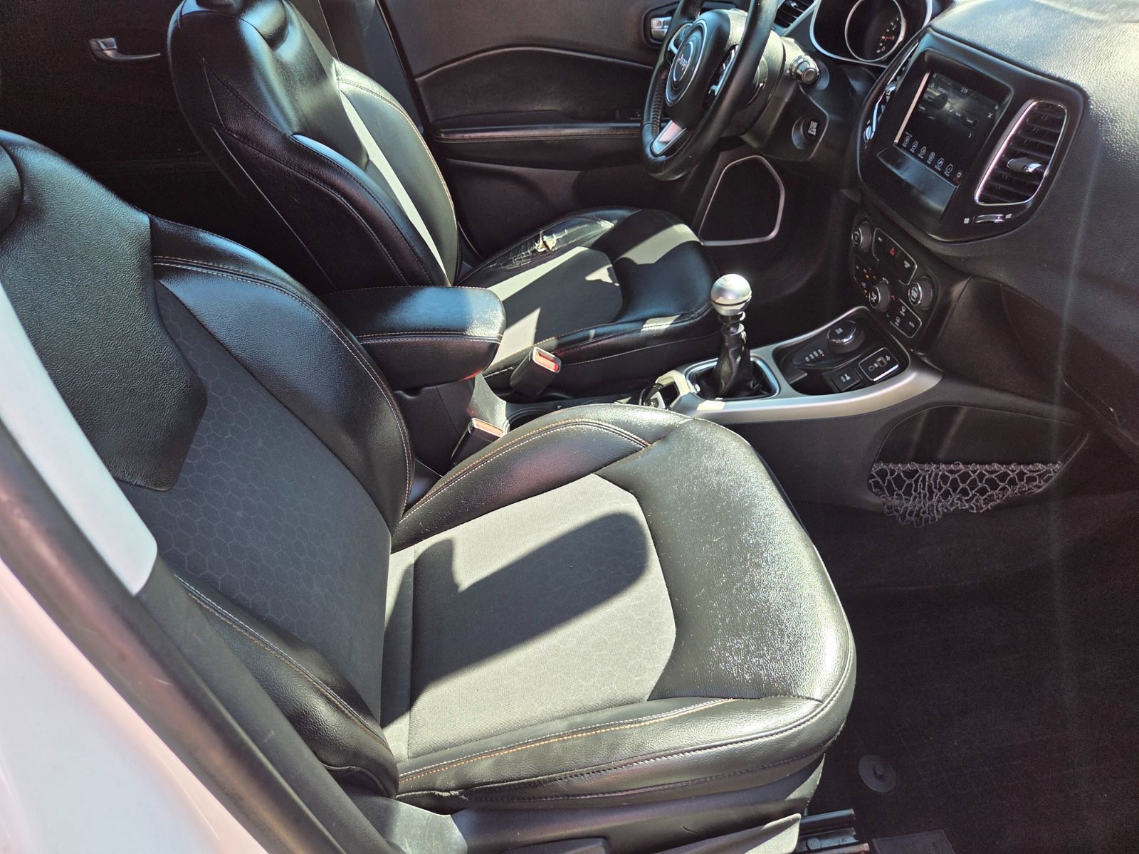 Used 2017 Jeep Compass Latitude w/ Popular Equipment Group image 14