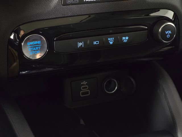 Used 2024 Ford Escape SE w/ PHEV Premium Package image 32