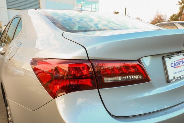 Used 2017 Acura TLX V6 SH-AWD w/ Technology Pkg image 13