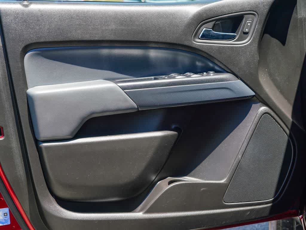Used 2017 Chevrolet Colorado Z71 RWD image 19