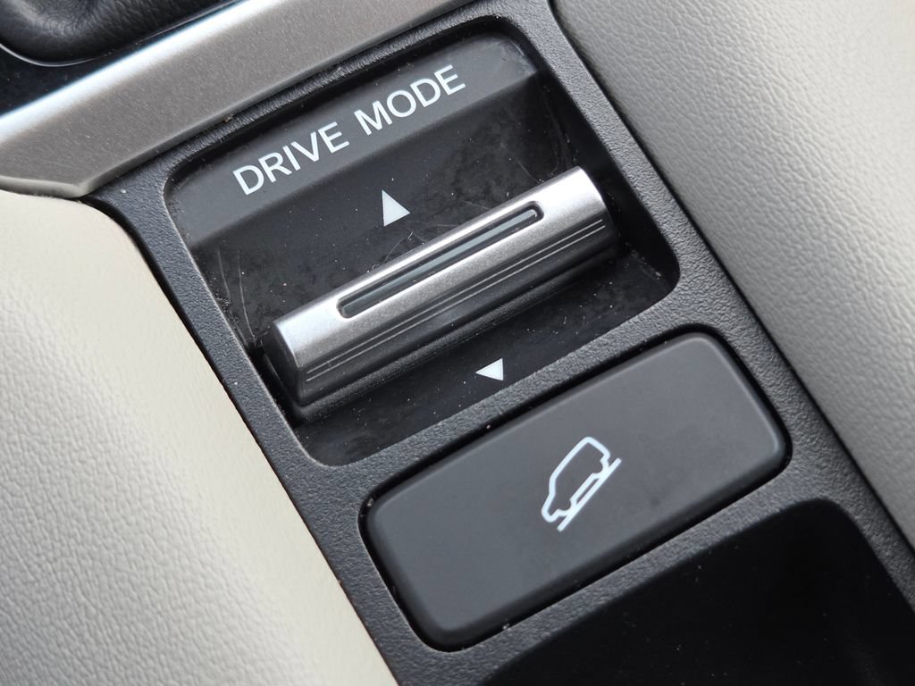 Certified 2024 Honda HR-V EX-L image 10