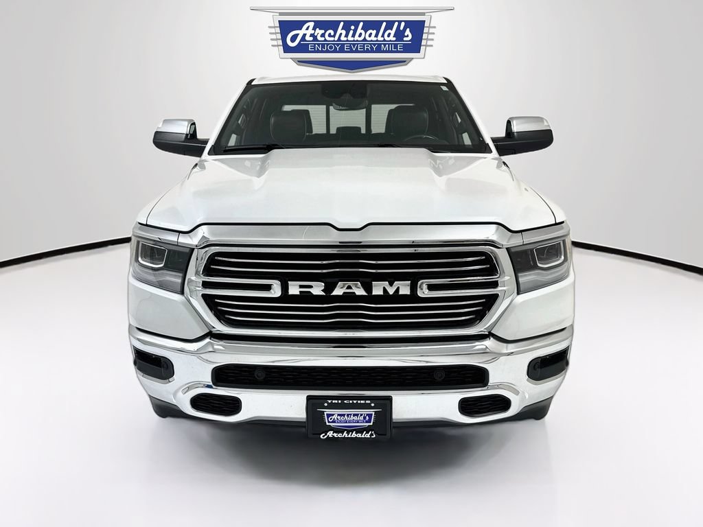Used 2023 RAM 1500 Laramie AWD/4WD image 2