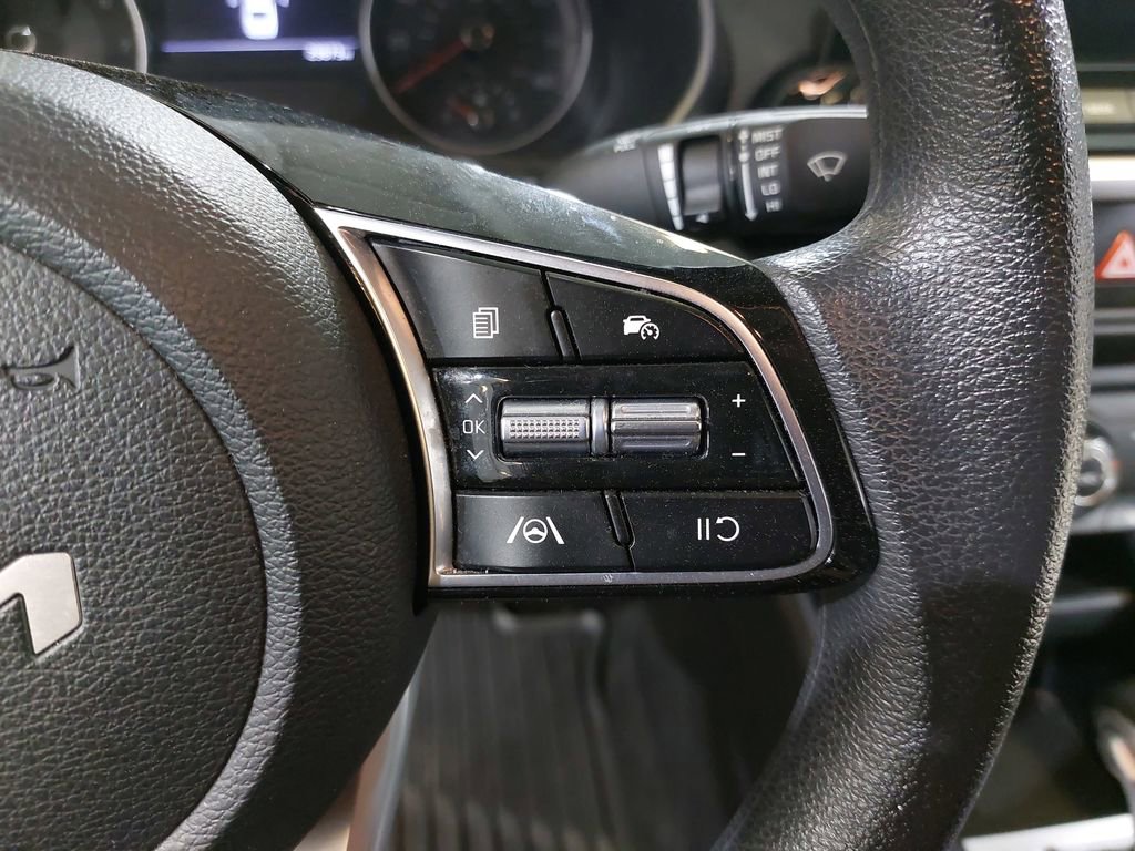 Used 2023 Kia Forte LXS image 19