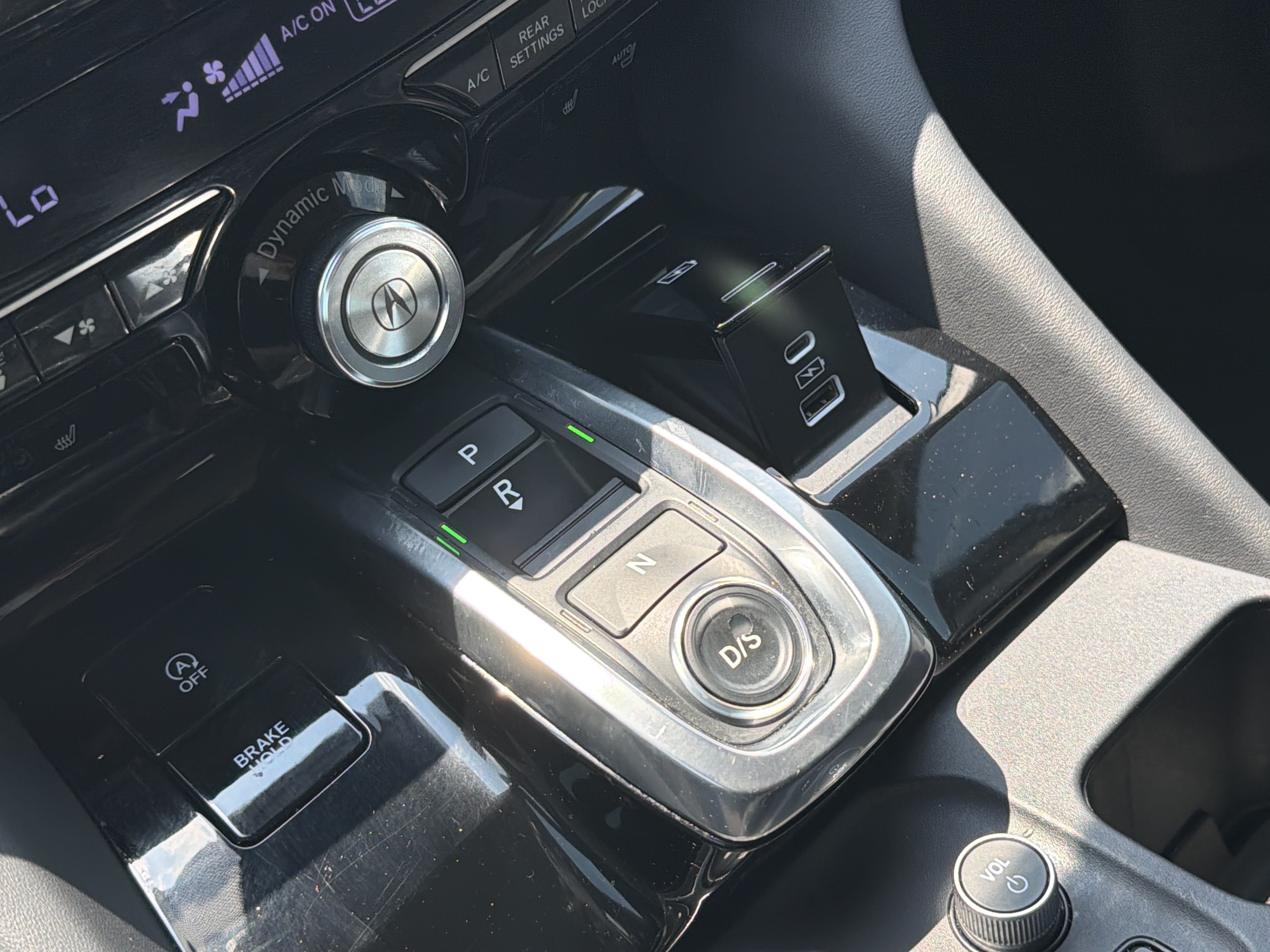 Certified 2022 Acura MDX FWD w/ Technology Package image 26