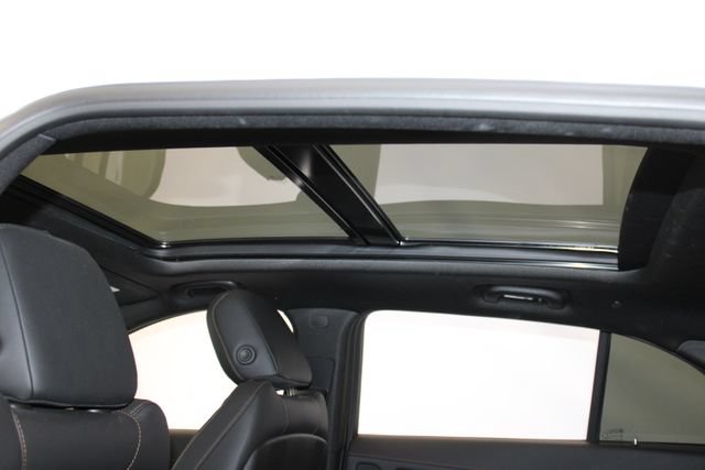 Used 2021 Cadillac XT4 Sport w/ Driver Assist Package AWD/4WD image 9