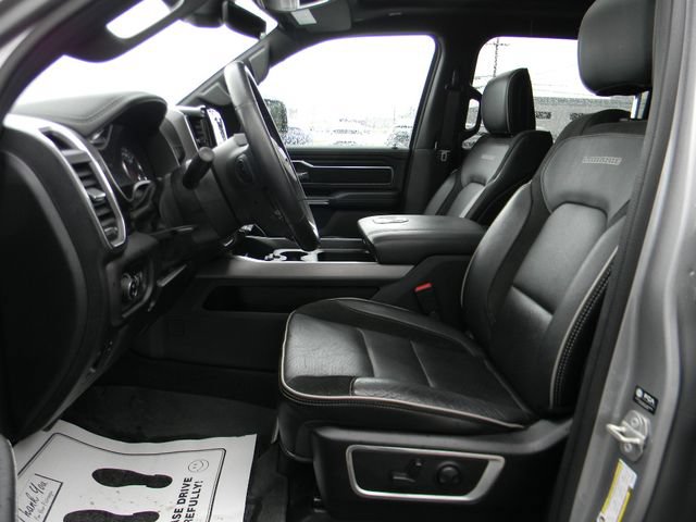 Used 2024 RAM 1500 Laramie AWD/4WD image 21