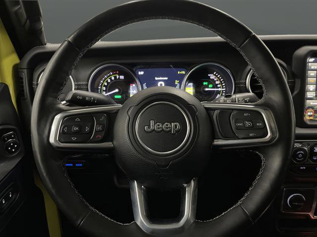 Used 2023 Jeep Wrangler Unlimited Sahara w/ Cold Weather Group image 15