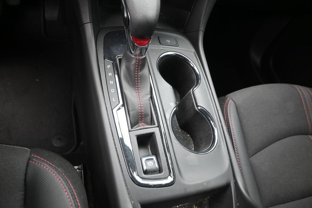 Used 2023 Chevrolet Equinox RS FWD image 15